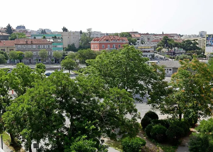 דירה Modern 2-bed Apt, Late Check In Available